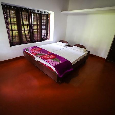Misty Valley Hill Resorts Nelliyampathy Ngoại thất bức ảnh