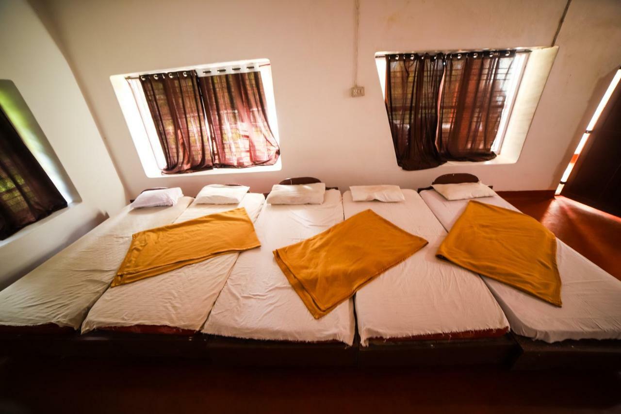 Misty Valley Hill Resorts Nelliyampathy Ngoại thất bức ảnh